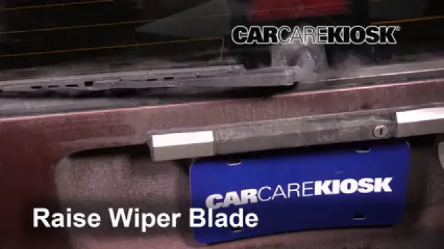 1992 Volvo 740 2.3L 4 Cyl. Wagon Escobillas de limpiaparabrisas trasero Cambiar escobillas de limpiaparabrisas